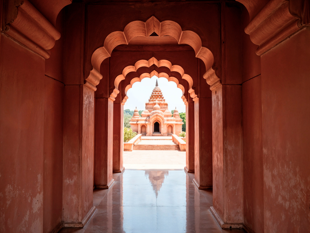 मंदिरों का जीर्णोद्धार और स्थापना